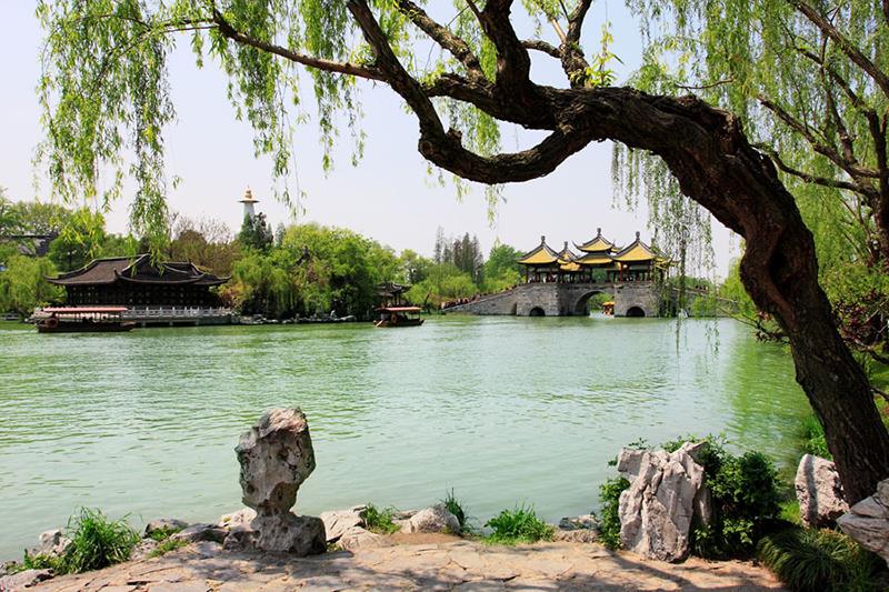 Știți despre Lacul de Vest Hangzhou